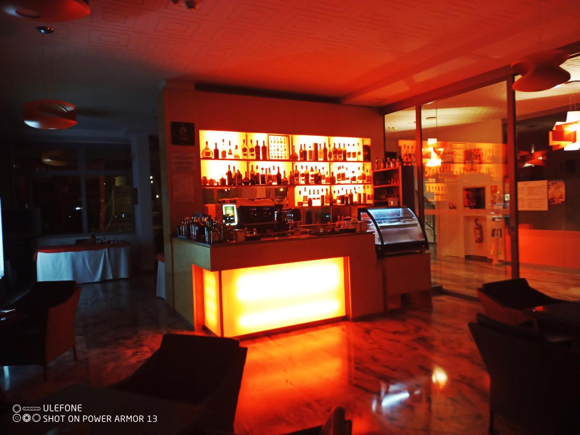 Hotel Firenze Бибионе Екстериор снимка